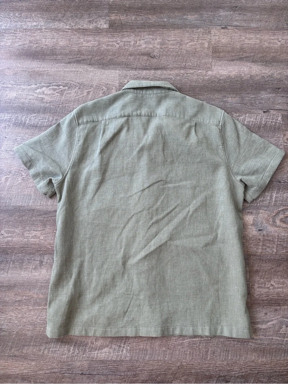J. Crew Short-Sleeve Button-Up Waffle Shirt in Olive -L
